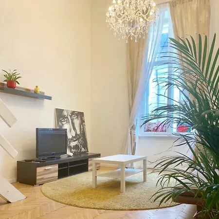 Apartment Paul's Palace - Absolute Center! Bratislava